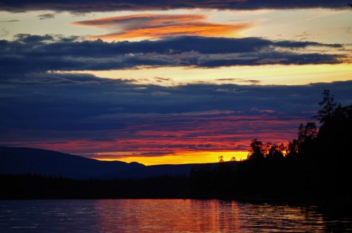 Solnedgång över Burusjön